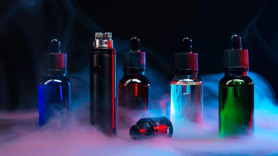 چگونه کویل ویپ و پاد را تمیز کنیم - Vape in dood